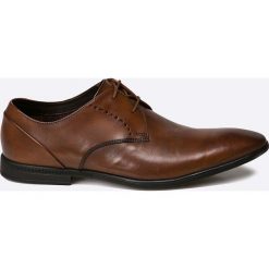 Clarks - Półbuty. Eleganckie półbuty marki Clarks. W wyprzedaży za 219.90 zł.