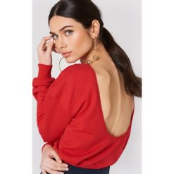 NA-KD Basic Sweter z głębokim dekoltem z tyłu - Red. Czerwone swetry damskie NA-KD Basic. Za 80.95 zł.
