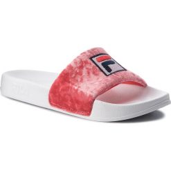 Klapki FILA - Palm Beach V Slipper Wmn 1010342.70S Strawberry Pink. Czerwone klapki damskie Fila, z materiału. W wyprzedaży za 119.00 zł.