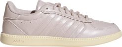 Buty damskie adidas Breaknet Sleek jasnoróżowe IH1383 40. Czerwone obuwie sportowe damskie Adidas, bez wzorów. Za 258.11 zł.