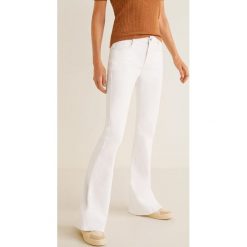 Mango - Jeansy Flare. Jeansy damskie marki Mango. Za 139.90 zł.