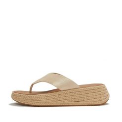 Damskie sandały na koturnie FitFlop F-Mode Toe-Post. Szare sandały damskie FIT FLOP, bez wzorów, bez obcasa, na koturnie, bez zapięcia. Za 247.00 zł.