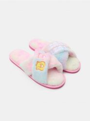 Pluszowe kapcie Care Bears - wielobarwny. Kapcie damskie Sinsay, bez wzorów. Za 29.99 zł.