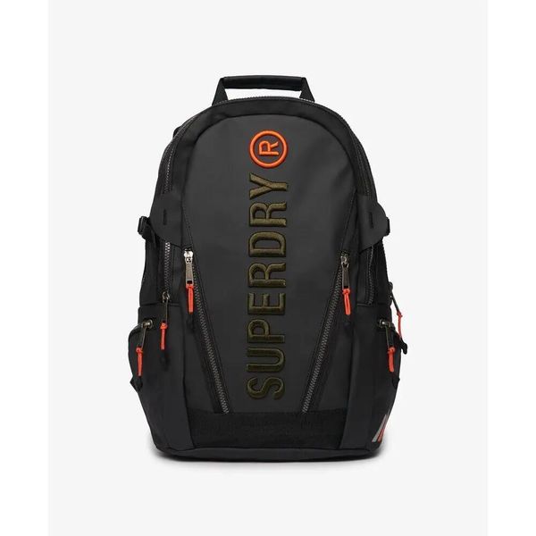 Damski plecak z haftem Superdry Tarp. Czarne plecaki damskie Superdry., bez wzorów, klasyczne. Za 372.40 zł.