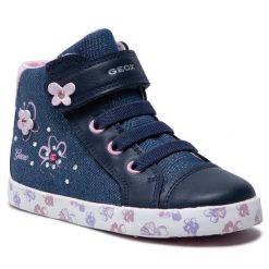 Sneakersy Geox. Szare trampki i tenisówki chłopięce Geox, bez wzorów, bez zapięcia. Za 109.99 zł.