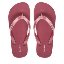 Japonki Calvin Klein. Czerwone klapki damskie Calvin Klein, bez wzorów, bez obcasa. Za 189.99 zł.