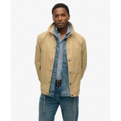 Kurtka Superdry Surplus Otto. Brązowe kurtki męskie Superdry., l, bez wzorów, z tkaniny, eleganckie, bez kaptura. Za 382.40 zł.