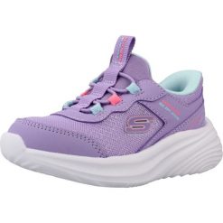 Buty SKECHERS 303690N Fioletowy. Fioletowe obuwie sportowe damskie Skechers, bez wzorów, z syntetyku, na fitness i siłownię. Za 144.99 zł.