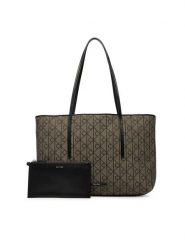 Calvin Klein Torebka Emblem Trio Pebble Shoulder Bag LV04F3750G Brązowy. Brązowe torebki do ręki damskie Calvin Klein, bez wzorów, z materiału, bez dodatków. Za 649.99 zł.