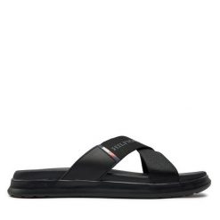 Klapki Tommy Hilfiger. Czarne klapki męskie Tommy Hilfiger. Za 189.99 zł.