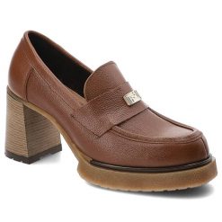 Brązowe Półbuty Armodo Eleganckie Obuwie Na Obcasie. Brązowe półbuty damskie Armodo, na wiosnę, z aplikacjami, z nubiku, eleganckie, bez obcasa, na obcasie, bez zapięcia. Za 299.00 zł.