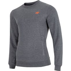 Bluza męska BLM002 - średni szary melanż. Bluzy męskie 4f. W wyprzedaży za 109.99 zł.