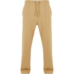 Jogging Urban Classics Fluffy Pintuck. Brązowe spodnie materiałowe męskie Urban Classics, m, bez wzorów. Za 191.00 zł.