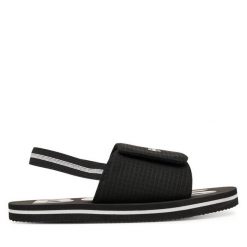 Sandały BOSS. Czarne sandały chłopięce Boss, bez zapięcia. Za 133.99 zł.