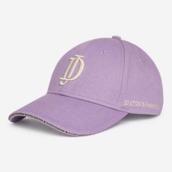 Czapka z daszkiem Aya Lavender JD ATTACK. Fioletowe czapki i kapelusze damskie JD ATTACK, na lato, z aplikacjami, z żakardem, eleganckie. Za 109.00 zł.