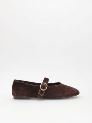 Baleriny z łączonych materiałów - ciemnobrązowy. Brązowe baleriny damskie Reserved, bez wzorów, z materiału, bez obcasa. Za 169.99 zł.