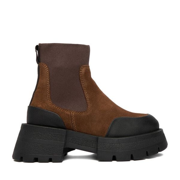 Sztyblety G-Star Raw. Brązowe botki damskie G-Star Raw, retro, bez obcasa, na płaskiej podeszwie, bez zapięcia. Za 439.99 zł.