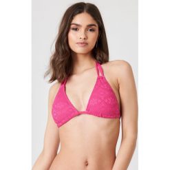 Dorina Góra bikini Aruba - Pink. Różowe bikini damskie Dorina, z haftami. W wyprzedaży za 30.48 zł.
