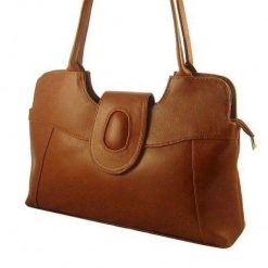 Torebka skórzana damska DAN-A T2 camel. Brązowe torebki do ręki damskie DAN-A, bez wzorów, ze skóry, młodzieżowe, bez dodatków. Za 299.99 zł.
