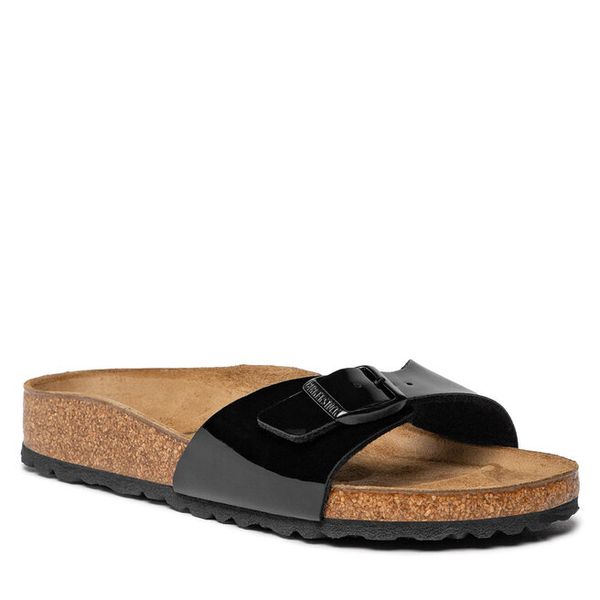 Klapki Birkenstock. Czarne klapki damskie Birkenstock, bez wzorów, bez obcasa. Za 399.99 zł.