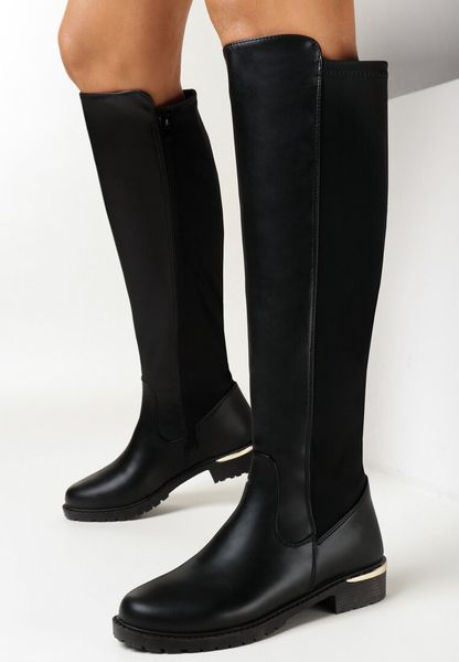 Czarne Kozaki na Płaskiej Podeszwie z Elastyczną Wstawką Miorvade. Czarne kozaki damskie Born2be, z dzianiny, bez obcasa, na płaskiej podeszwie. Za 109.99 zł.