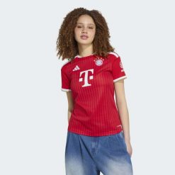 Koszulka podstawowa FC Bayern Monachium 26/27. Białe koszulki sportowe damskie Adidas, l, bez wzorów, z dzianiny, bez kołnierzyka, bez ramiączek, do piłki nożnej, climacool (adidas). Za 439.00 zł.