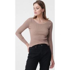 Khaki Sweter Interpretiv. Brązowe swetry damskie Born2be, s, bez wzorów, z materiału, eleganckie, bez kołnierzyka, bez ramiączek, długie, bez kaptura. Za 69.99 zł.