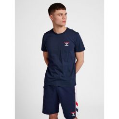 Koszulka Hummel IC Dayton. Niebieskie t-shirty damskie Hummel, xs, bez wzorów, z bawełny, klasyczne, bez kołnierzyka. Za 134.00 zł.