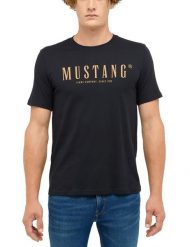 Męski T-Shirt Mustang Style Austin Jet Black 1017125 4188. Czarne t-shirty męskie Mustang, m, bez wzorów, bez kołnierzyka. Za 69.99 zł.