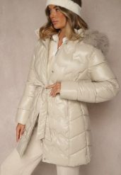 Beżowa Kurtka Pikowana z Odpinanym Futerkiem i Kapturem Ozdobiona Paskiem Olinesa. Brązowe kurtki damskie Renee, l, bez wzorów. Za 239.99 zł.