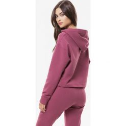 Cardio Bunny - Spodnie Pretty. Fioletowe spodnie sportowe damskie Cardio Bunny, z bawełny. W wyprzedaży za 169.90 zł.