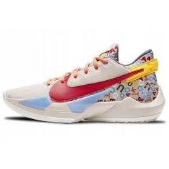 Buty koszykarskie męskie Nike Zoom Freak 2. Białe buty sportowe męskie Nike, z gumy, bez zapięcia, do koszykówki, nike zoom. Za 672.00 zł.