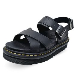 Sandały Voss II Rozmiar 36 - 31558001 Czarny. Czarne sandały damskie Dr. Martens, bez wzorów, bez obcasa, bez zapięcia. Za 528.25 zł.