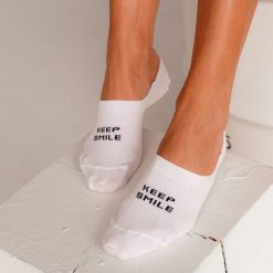 Mikrostopki damskie KEEP SMILE BK 911. Białe skarpety damskie Milena, bez wzorów, z bawełny. Za 14.90 zł.