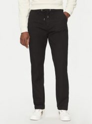 Guess Spodnie materiałowe M5RB51 WGXW1 Czarny Regular Fit. Czarne spodnie materiałowe męskie Guess, m, z aplikacjami, z bawełny. Za 279.99 zł.