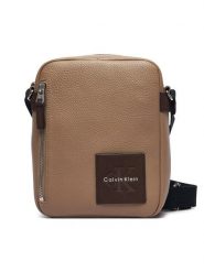 Calvin Klein Saszetka Bold Pebble Ssnl Simple Reporter LV04D3624G Beżowy. Brązowe saszetki męskie Calvin Klein, ze skóry. Za 369.99 zł.