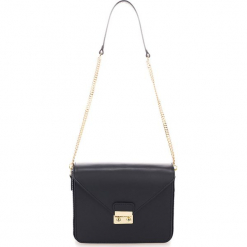 Skórzana torebka w kolorze czarnym - 20 x 18 x 5,5 cm. Czarne torby na ramię damskie Black Bags. W wyprzedaży za 281.95 zł.
