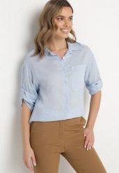Jasnoniebieska Koszula z Lnem i Kieszonką o Kroju Oversize Lianipa. Niebieskie bluzki damskie Born2be, m, bez wzorów, z jeansu, eleganckie, bez kołnierzyka, bez ramiączek. Za 59.99 zł.