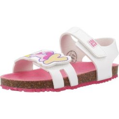 Sandały AGATHA RUIZ DE LA PRADA 242935A Biały. Białe sandały damskie Agatha Ruiz de la Prada, bez wzorów, z materiału, bez obcasa, bez zapięcia. Za 141.99 zł.