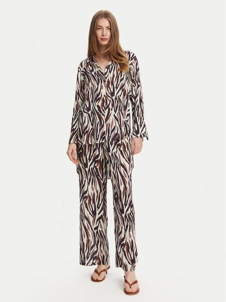 Selmark Komplet koszula i spodnie materiałowe BL676 Brązowy Relaxed Fit. Brązowe koszule damskie Selmark, s, bez wzorów, z materiału, bez kołnierzyka, bez ramiączek. Za 219.99 zł.