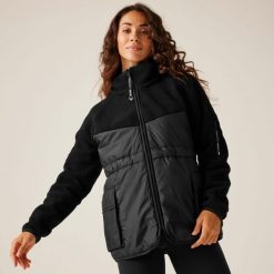 Christian Lacroix Arrigas damska casualowa hybrydowa pikowana kurtka. Czarne kurtki damskie Regatta, bez wzorów, z puchu, bez kaptura. W wyprzedaży za 377.40 zł.