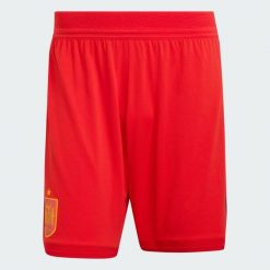 Szorty domowe Hiszpania 26 Authentic. Czerwone krótkie spodenki sportowe męskie Adidas, bez wzorów, do piłki nożnej, climacool (adidas). Za 239.00 zł.