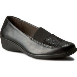 Półbuty COMFORTABEL - 941951 Schwarz 1. Czarne półbuty damskie Comfortabel, z lakierowanej skóry. W wyprzedaży za 219.00 zł.