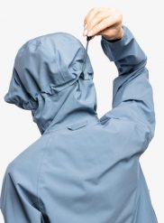 Kurtka przeciwdeszczowa damska Fjallraven Vardag Hydratic Anorak. Niebieskie kurtki damskie Fjällräven, na zimę, l, bez wzorów, bez kaptura. Za 919.99 zł.