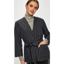 Silvian Heach - Żakiet. Czarne żakiety damskie Silvian Heach, z materiału, eleganckie. Za 649.90 zł.