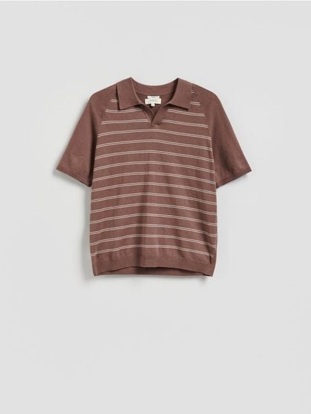 Sweter polo z dodatkiem lnu - brązowy. Brązowe swetry przez głowę męskie Reserved, l, bez wzorów, z dzianiny, bez kołnierzyka. W wyprzedaży za 129.99 zł.