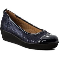 Półbuty GABOR - 86.471.36 Nightblue. Niebieskie półbuty damskie Gabor, z materiału. W wyprzedaży za 309.00 zł.