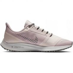 Buty do biegania damskie Nike Air Zoom Pegasus 36 Shield. Białe obuwie sportowe damskie Nike, bez wzorów, z gumy, do biegania. Za 545.00 zł.
