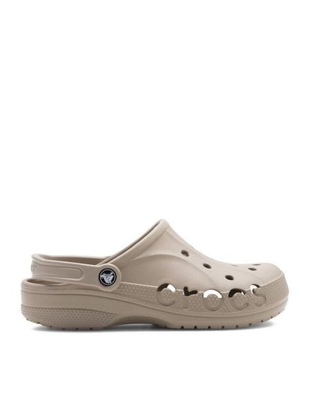 Crocs Klapki BAYA CLOG 10126-760 Beżowy. Brązowe klapki damskie Crocs, bez wzorów, z tworzywa sztucznego, bez obcasa. Za 199.99 zł.