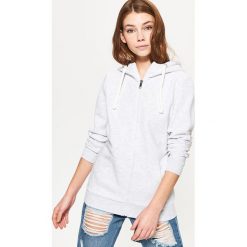 Zapinana bluza z kapturem - Jasny szary. Bluzy damskie marki Cropp. Za 129.99 zł.